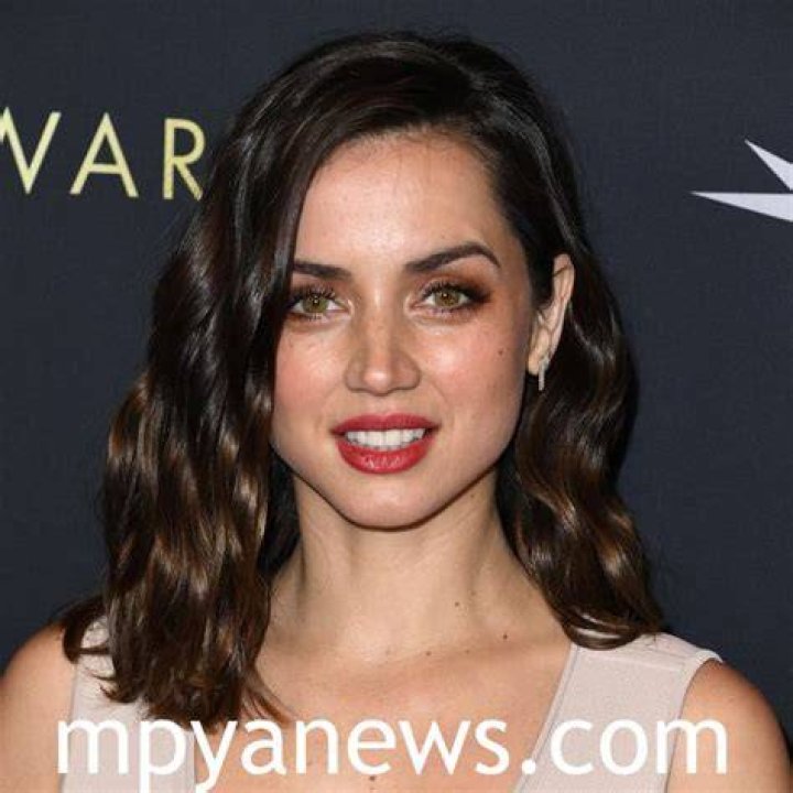 Ana de Armas’ Net Worth Ana de Armas’ Net Worth