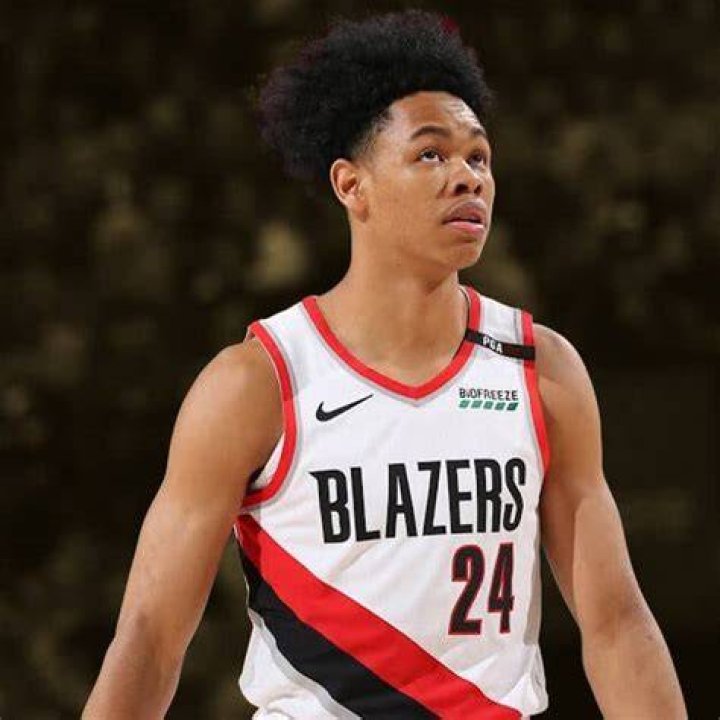 Anfernee Simons: Rising Star in the NBA