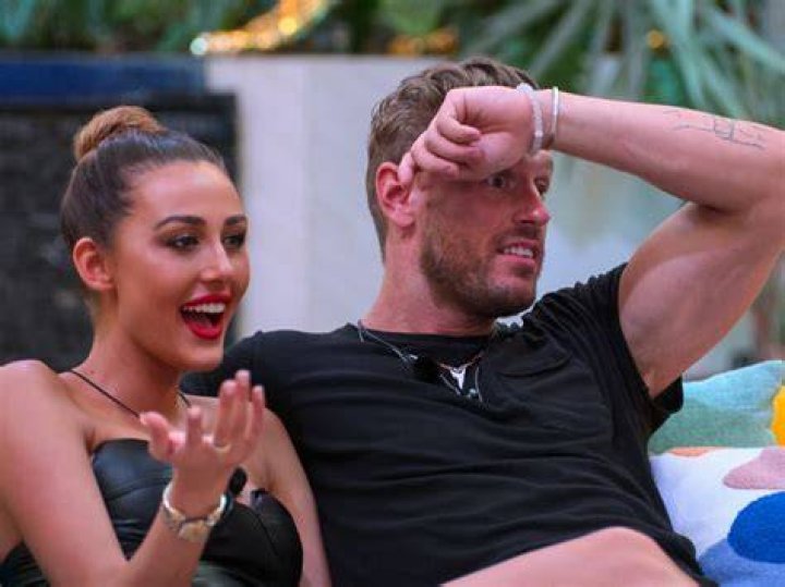 Are Shayne and Chloe Still Together? [Exclusive]