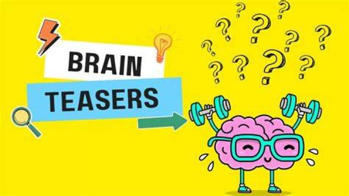 Brain Teaser Challenge: Only Smart People Can Spot The 5 Differences in These Two Images...