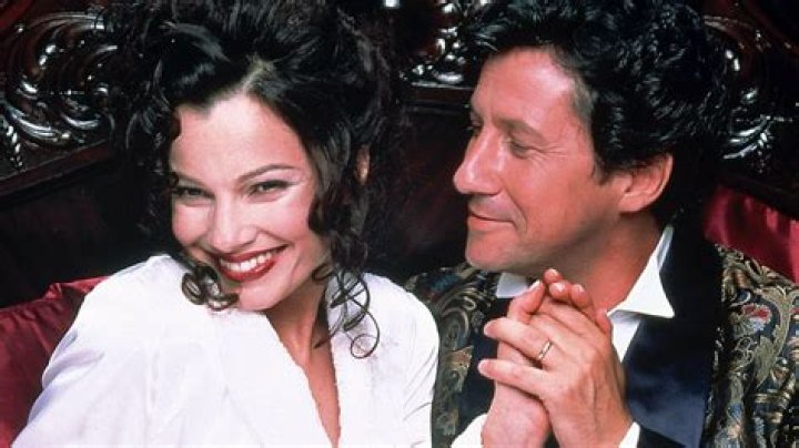Charles Shaughnessy as Maxwell Sheffield and Fran Drescher as Fran Fine in 'The Nanny'