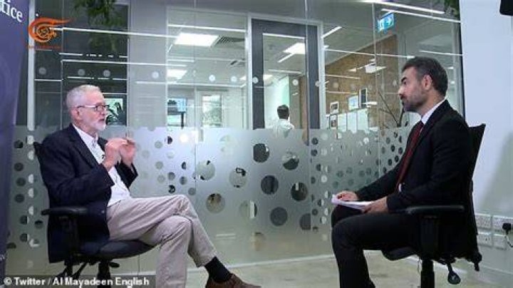 Corbyn praised UN chief Antonio Guterres for going to Russia to talk to Putin, and said that if he cannot secure peace then the African Union or Arab League should be asked to do it