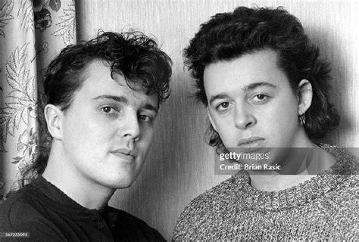Curt Smith's daughter shares an old picture of her father and mother, Frances Pennington.