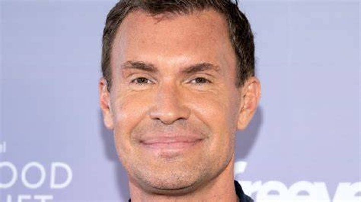 Did Jeff Lewis Undergo Facelift Plastic Surgery Or Not? Did Jeff Lewis Undergo Facelift Plastic Surgery Or Not?