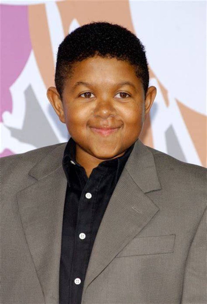 Emmanuel Lewis Relationship status