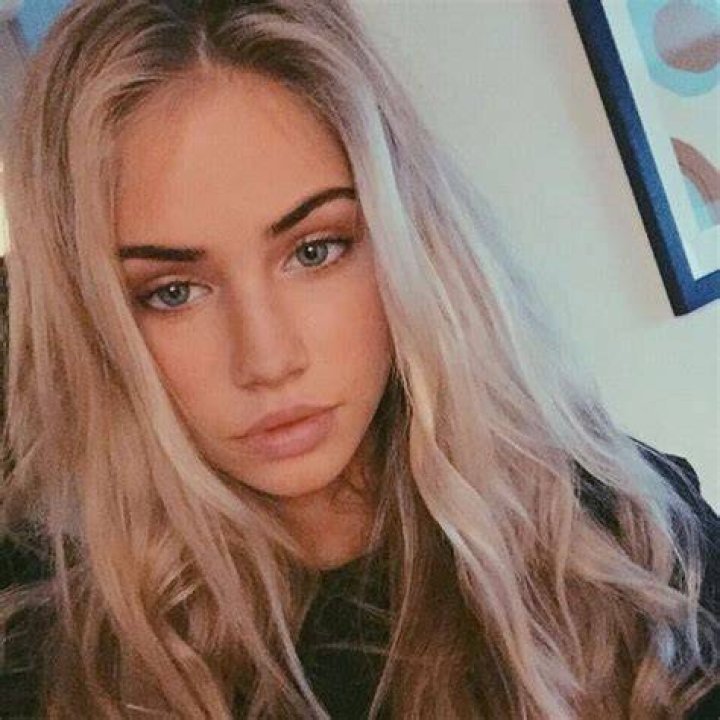 How old is Scarlett Leithold? Wiki Bio, height, ethnicity, net worth. Dead or alive?