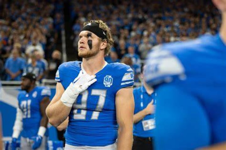 Is Aidan Hutchinson Deaf? Clarifying the Facts and Exploring 5 Fascinating Details About the Detroit Lions Prodigy