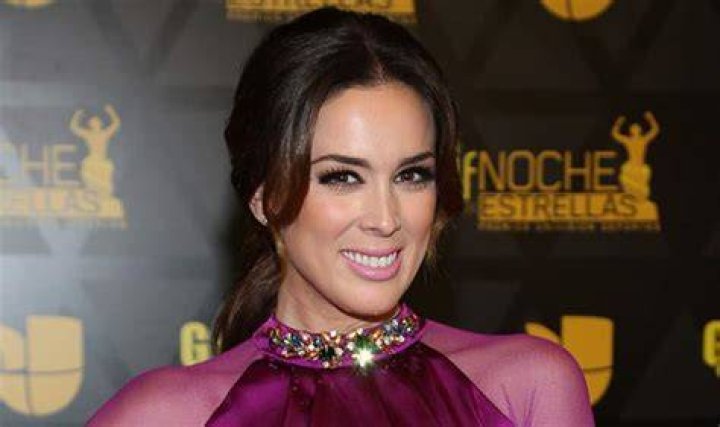 Jacqueline Bracamontes Height, Weight, Measurements, Bra Size, Shoe Size
