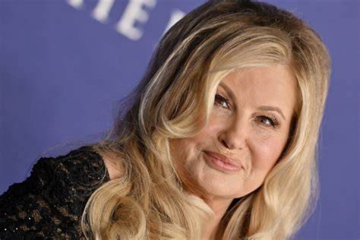 Jennifer Coolidge Net Worth in 2023 How Rich is She Now?