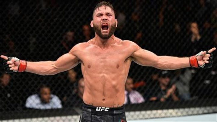 Jeremy Stephens married his fiance, Cindy Lopez on 23rd September 2017.