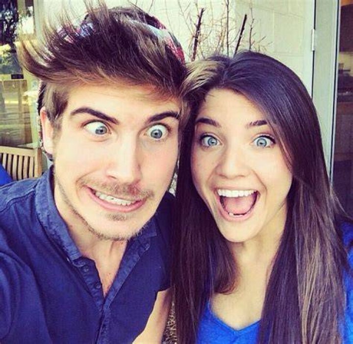 Joey Graceffa with her sister on her marriage