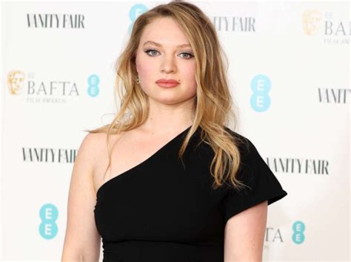 Mia Honey Threapleton's mum Kate Winslet's house in Sussex, England