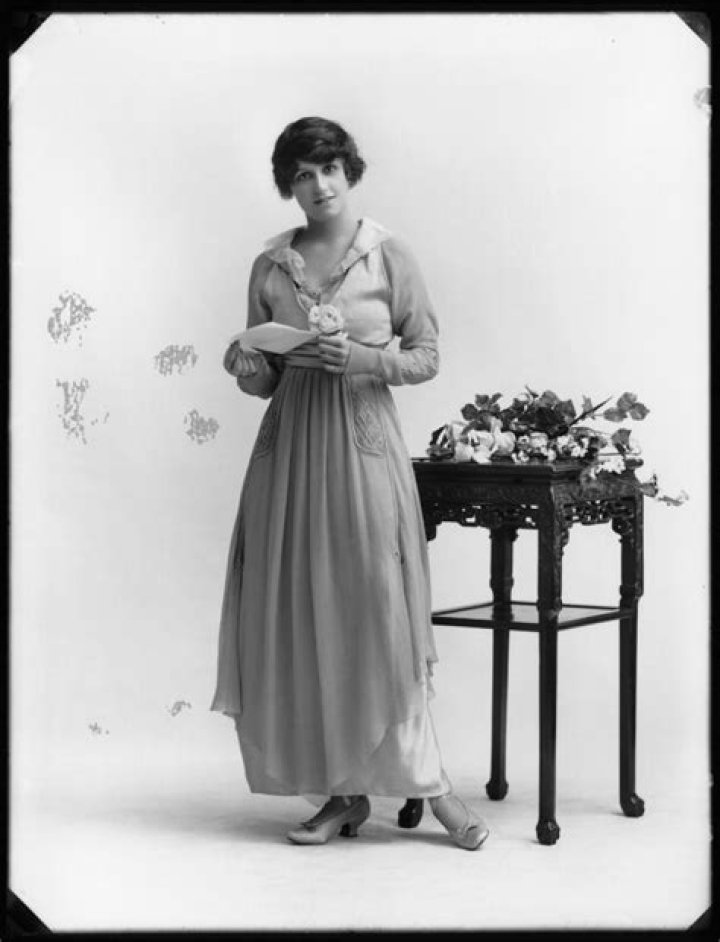 NPG x103051; Vera Davis Portrait National Portrait Gallery