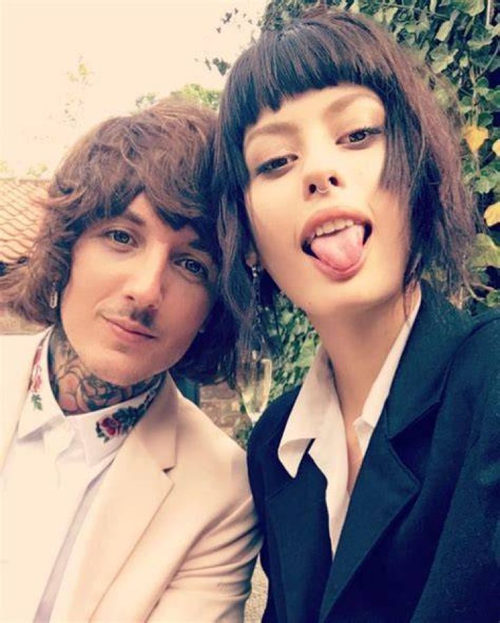 Oliver Sykes and Alissa Salls Oliver sykes, Oli sykes, Wedding tumblr