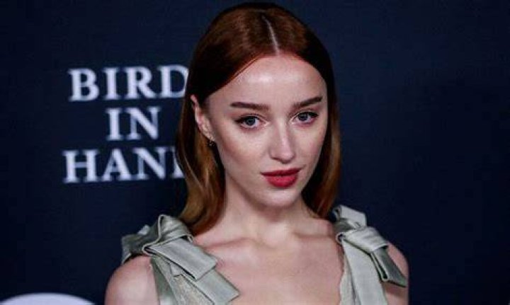 Phoebe Dynevor Net Worth: Details About Movie, Income, Age, Home, Career
