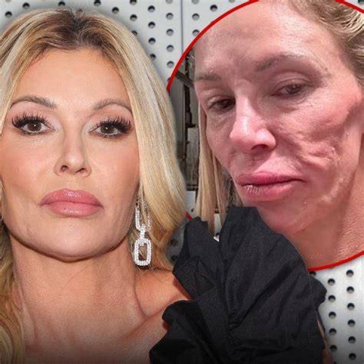 Brandi Glanville Reveals Who Sutton Stracke Asked to Repay Her for Elton John Gala Ticket RHOBH Brandi Glanville Reveals Who Sutton Stracke Asked to Repay Her for Elton John Gala Ticket