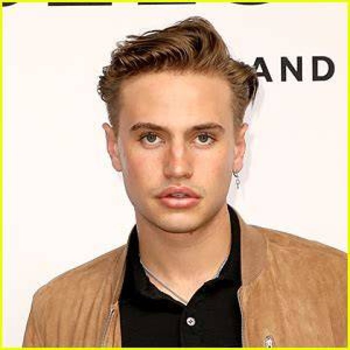 Rising Actor Daniel Mickelson Has Died at 23, Many Celebs Are Paying Tribute