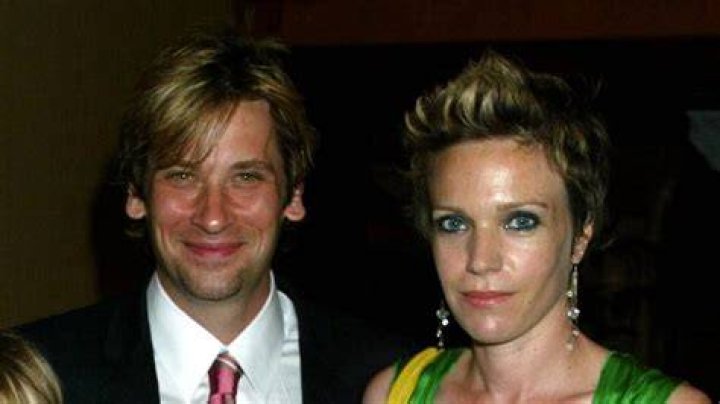  roger howarth wife, married, networth, family, children, height, wiki