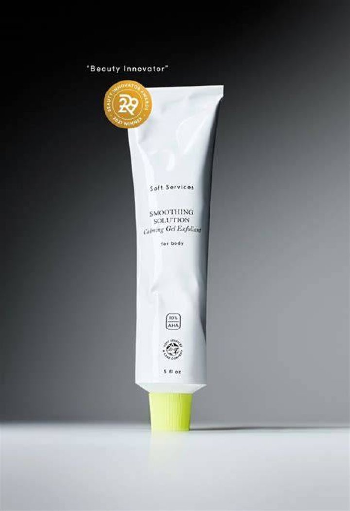 Soft Services Smoothing Solution Evens Out Bumpy Skin