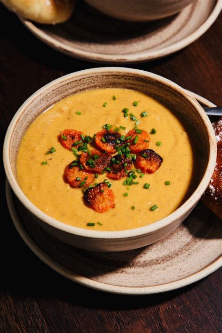 spiced roasted carrot soup