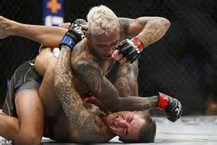 The Brazilian defeated Dustin Poirier last month to retain his UFC lightweight title