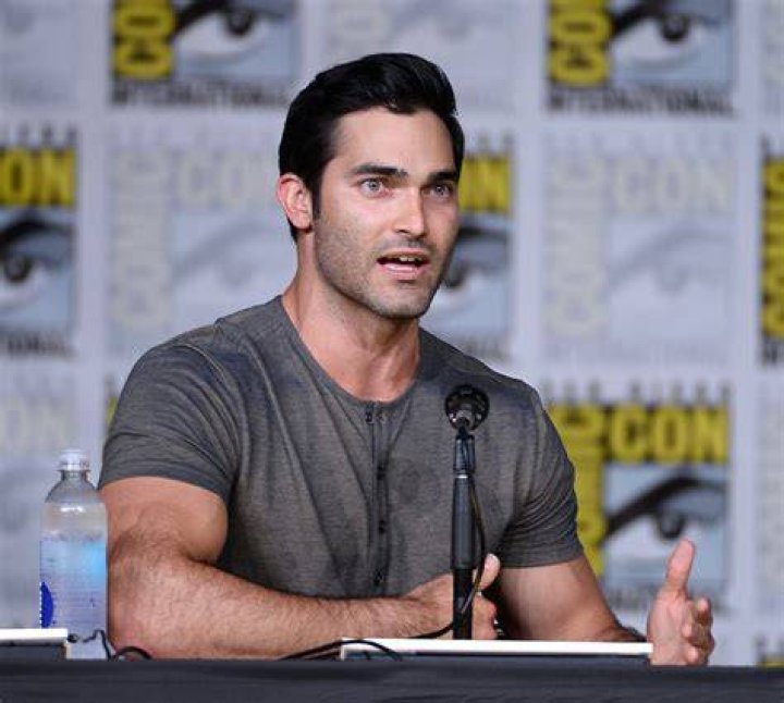Who is Tyler Hoechlin Dating? Check Out His Relationship Status