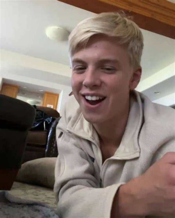 Young Carson Lueders